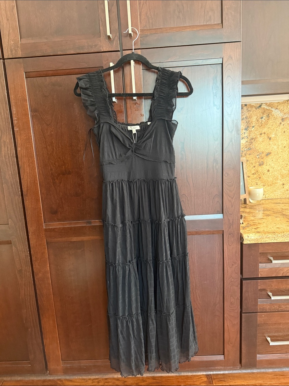Max Studio Black Ruffle Strap Tiered Maxi Dress nbw